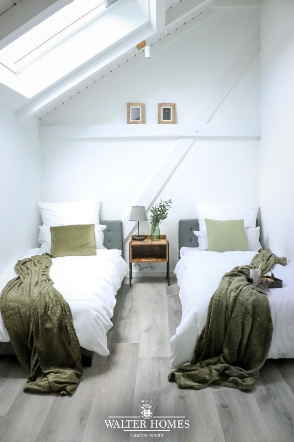 Fachwerkcharme: Wohnen In Grosser Maisonettwohnung วิลลิงเงน-ชเวนนิงเงน ภายนอก รูปภาพ